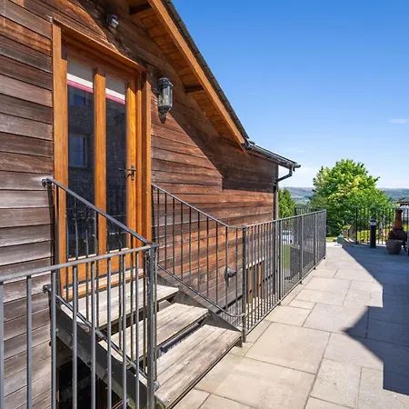 Holiday home Leighton Banks *