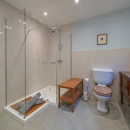 Holiday home Leighton Banks