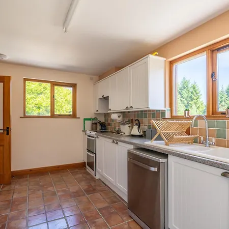 Holiday home Leighton Banks